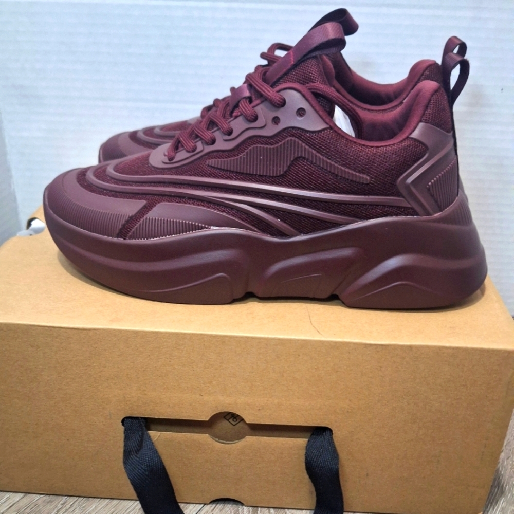New Call It Spring REFRESH 2.O Shoes Womans Size 5 Lace Up 100% Vegan
